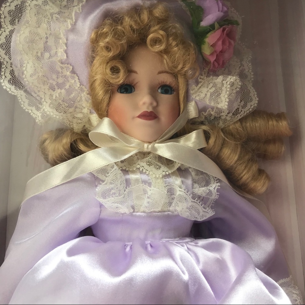 Collectible Memories Genuine Porcelain Doll(Reese)